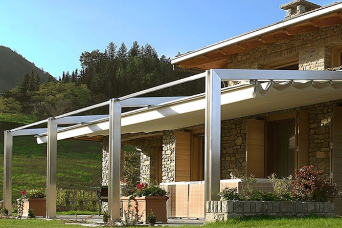 Pergotenda Retractable Awning