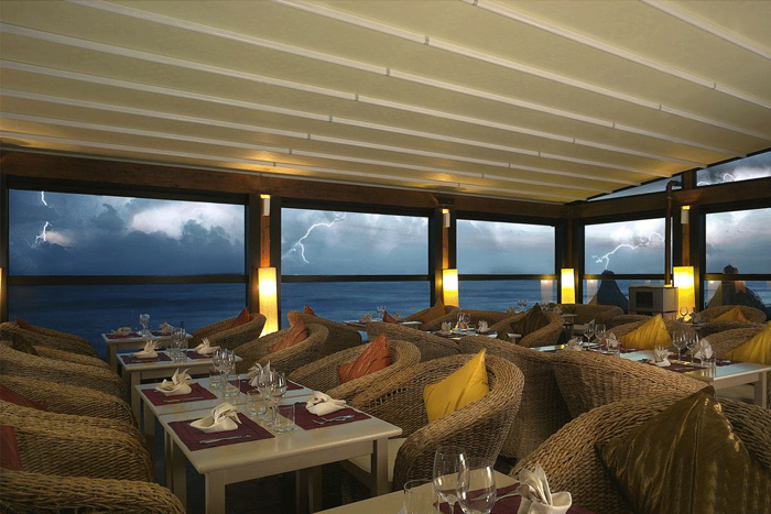 Pergotenda Retractable Awning