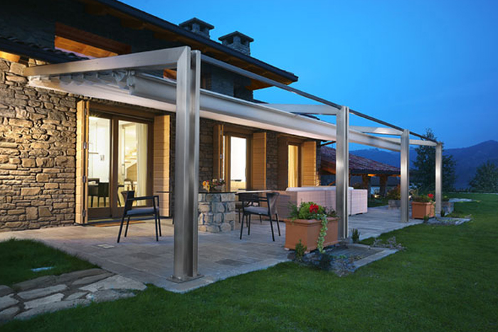 Pergotenda Retractable Awning